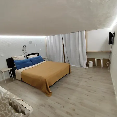 Causunara's Calogero קטאניה